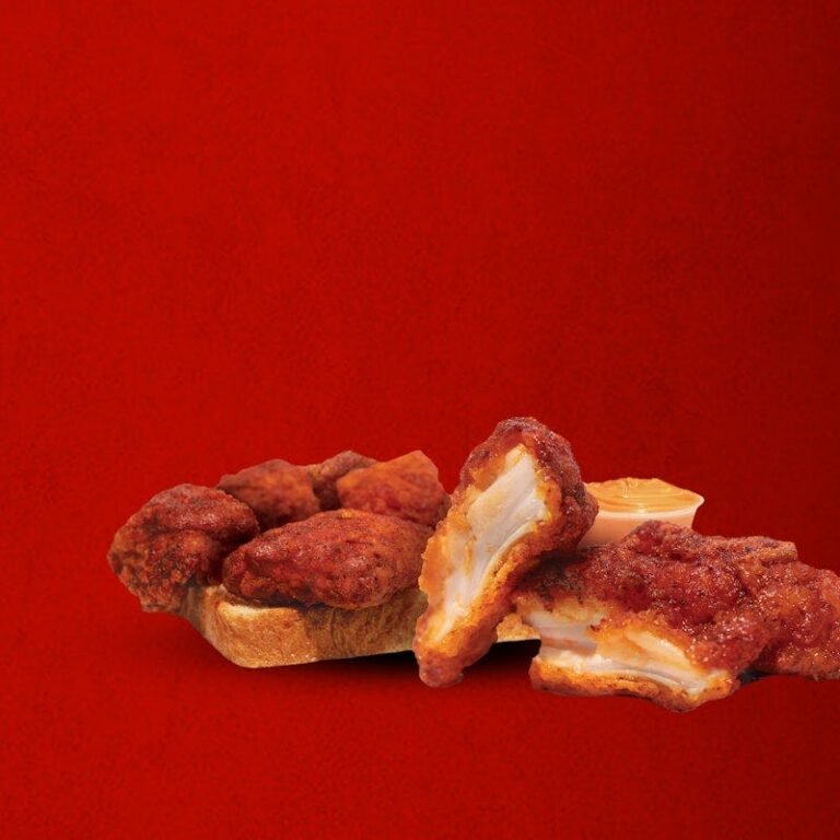 Dave’s Hot Chicken 10-piece Dave’s Bites with bread